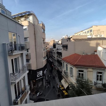 Athens Commercial Luaran gambar